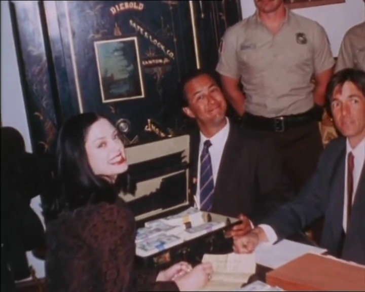 Charmed-Online-dot-net_LewisandClarkandGeorge_4351.jpg