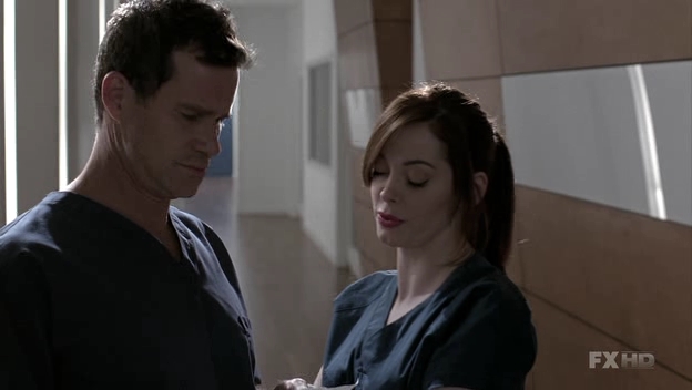 Charmed-Online-dot-NL-NipTuck6x01-1187.jpg