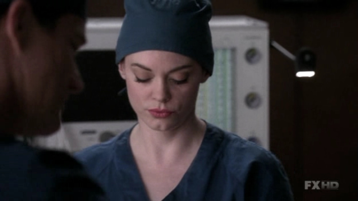 Charmed-Online-dot-NL-NipTuck6x02-1798.jpg