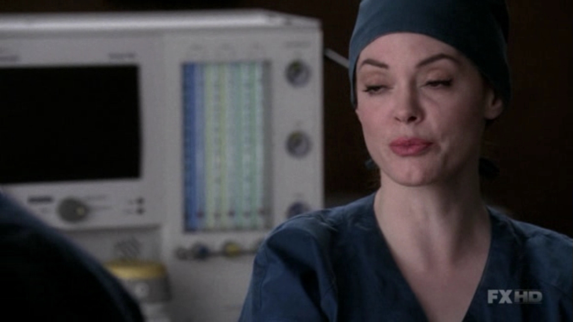 Charmed-Online-dot-NL-NipTuck6x02-1815.jpg
