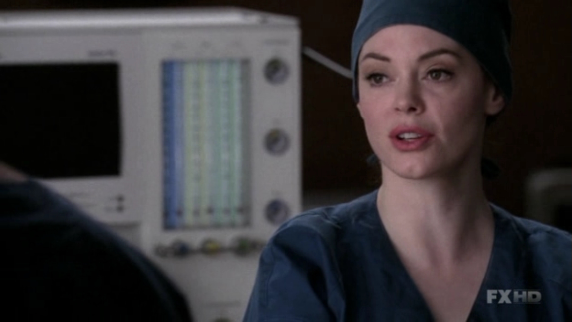 Charmed-Online-dot-NL-NipTuck6x02-1816.jpg