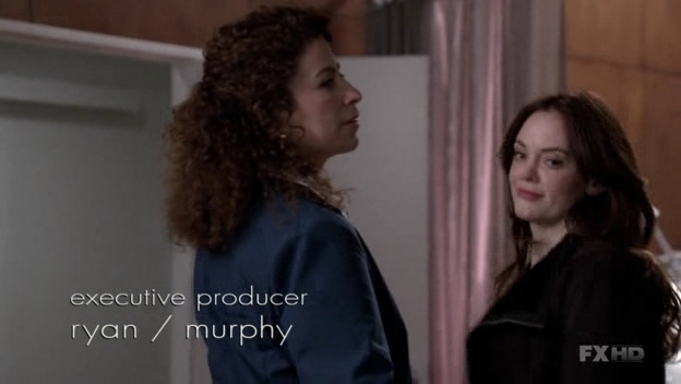 Charmed-Online-dot-NL-NipTuck6x03-0517.jpg