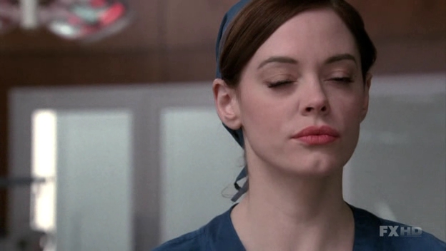 Charmed-Online-dot-NL-NipTuck6x03-0822.jpg