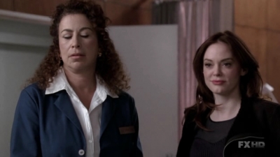 Charmed-Online-dot-NL-NipTuck6x03-0470.jpg