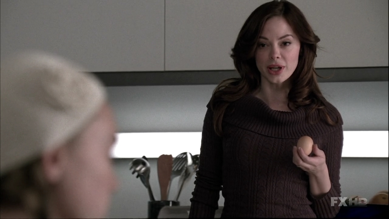 Charmed-Online-dot-NL-NipTuck6x04-0605.jpg