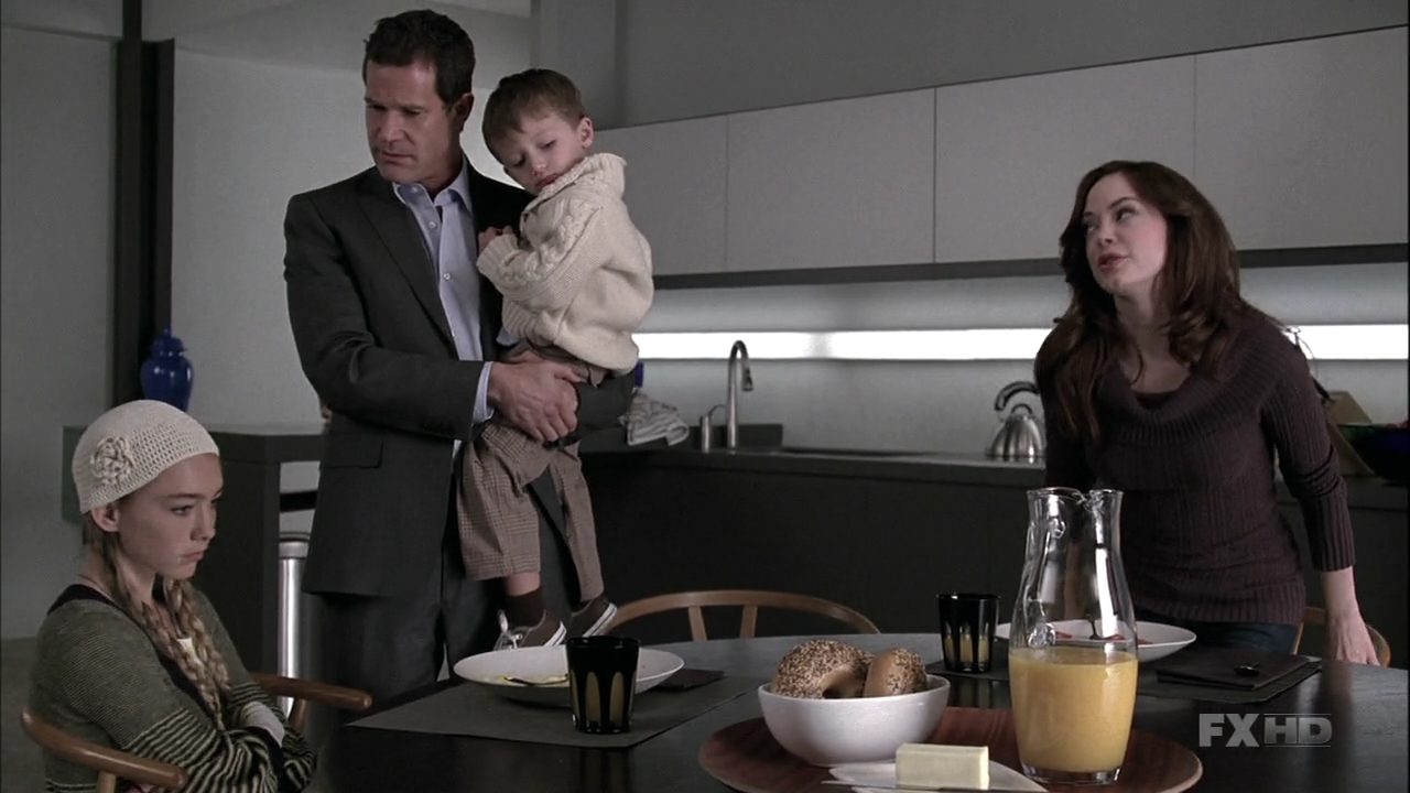 Charmed-Online-dot-NL-NipTuck6x04-0666.jpg