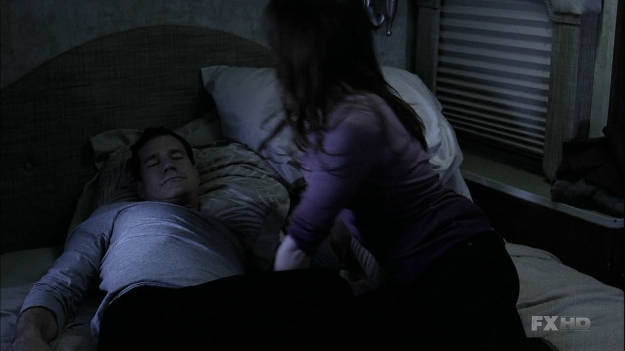 Charmed-Online-dot-NL-NipTuck6x04-1926.jpg