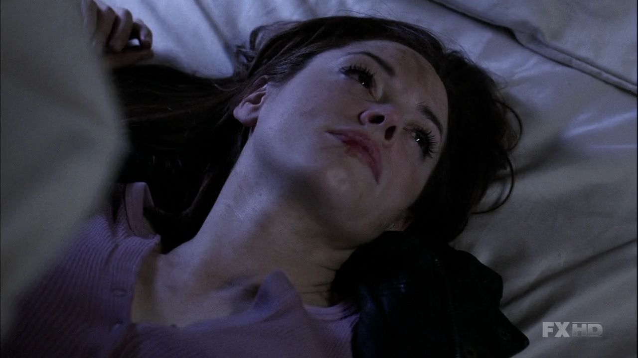 Charmed-Online-dot-NL-NipTuck6x05-1327.jpg