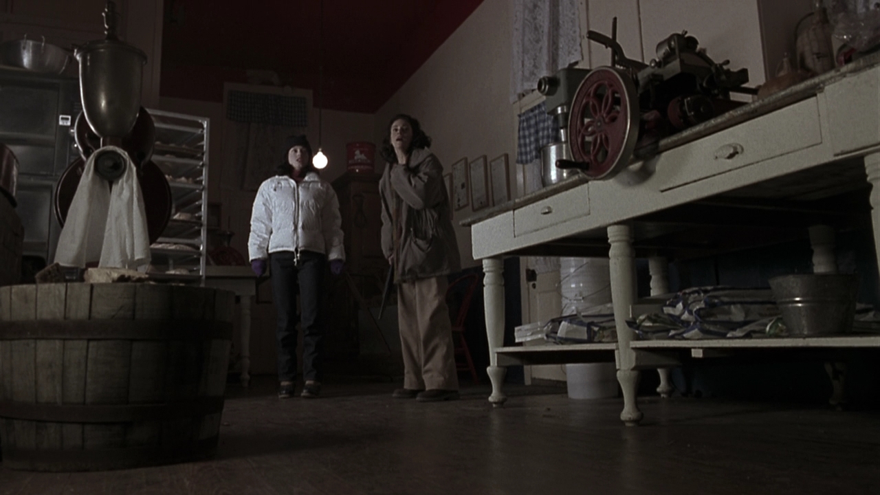 Charmed-Online-dot-NL-Phantoms0613.jpg