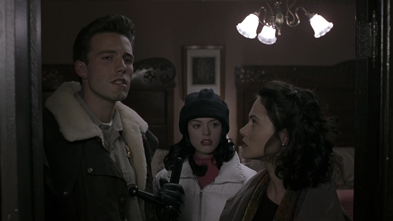 Charmed-Online-dot-NL-Phantoms1337.jpg