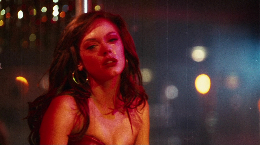 Charmed-Online-dot-net_PlanetTerror0384.jpg
