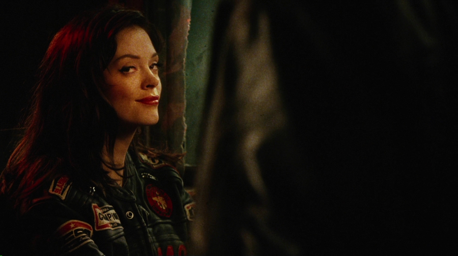 Charmed-Online-dot-net_PlanetTerror1150.jpg