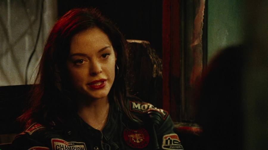 Charmed-Online-dot-net_PlanetTerror1194.jpg