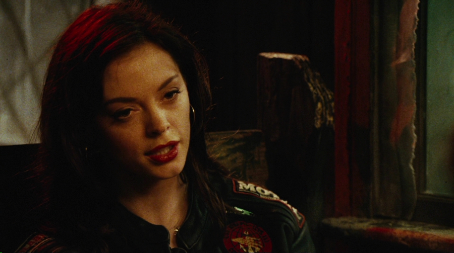 Charmed-Online-dot-net_PlanetTerror1211.jpg
