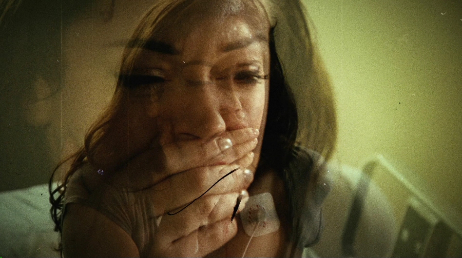 Charmed-Online-dot-net_PlanetTerror2172.jpg