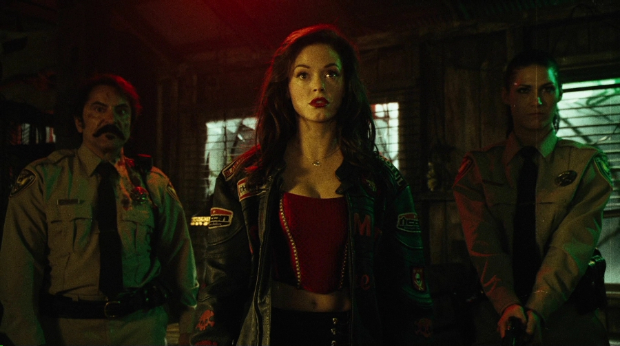 Charmed-Online-dot-net_PlanetTerror3416.jpg