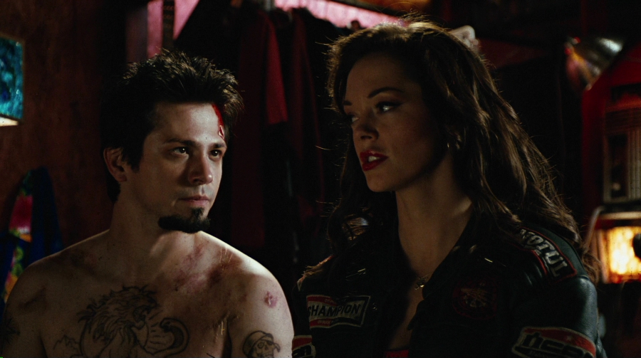 Charmed-Online-dot-net_PlanetTerror3747.jpg