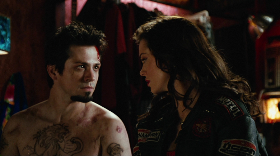 Charmed-Online-dot-net_PlanetTerror3748.jpg