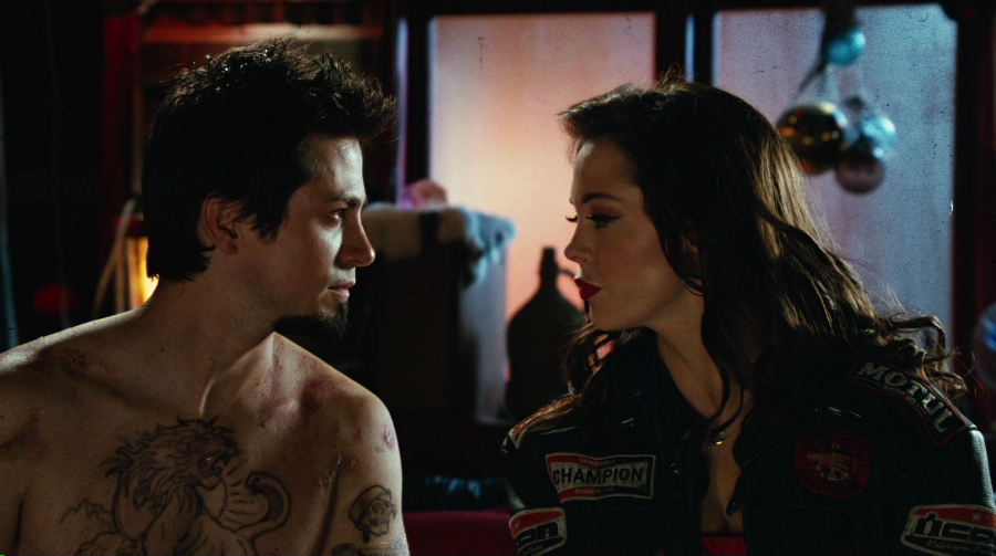 Charmed-Online-dot-net_PlanetTerror3761.jpg