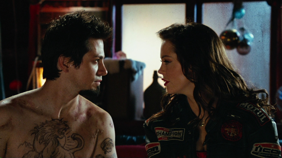Charmed-Online-dot-net_PlanetTerror3765.jpg