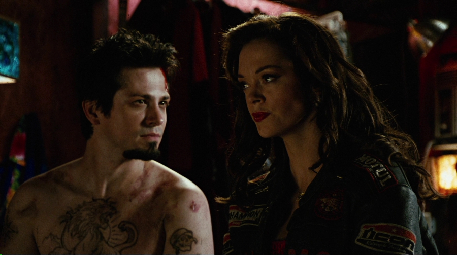 Charmed-Online-dot-net_PlanetTerror3768.jpg