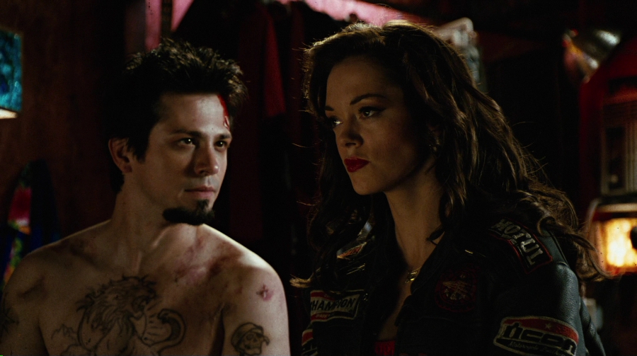 Charmed-Online-dot-net_PlanetTerror3770.jpg