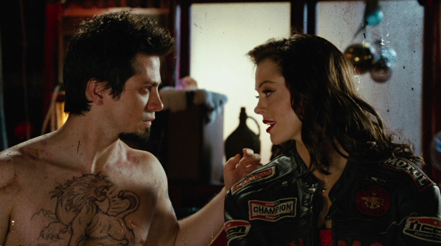 Charmed-Online-dot-net_PlanetTerror3824.jpg