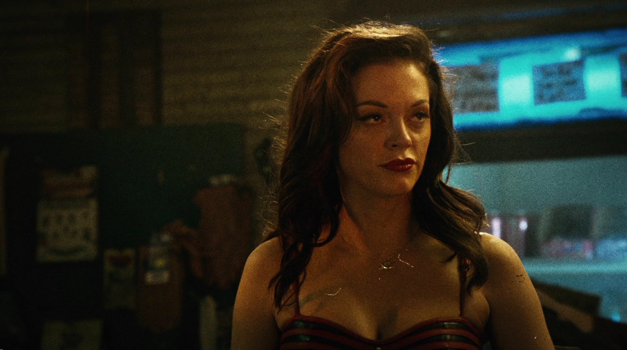 Charmed-Online-dot-net_PlanetTerror3935.jpg