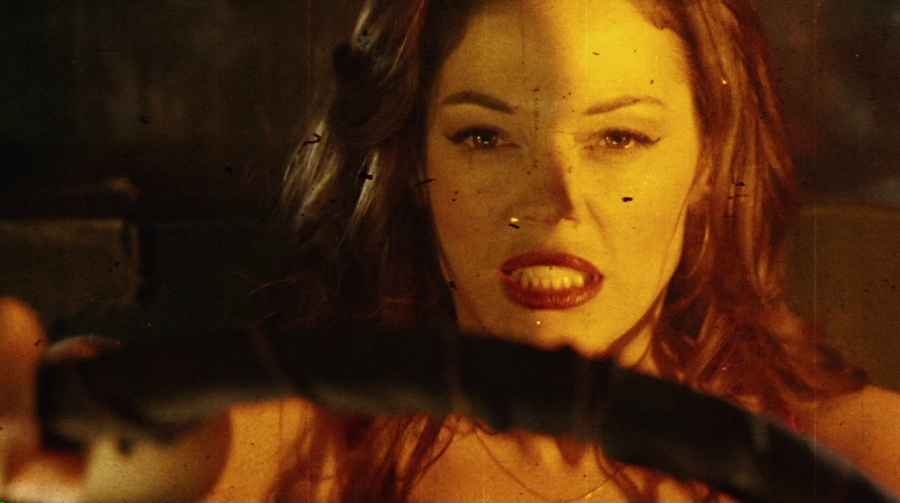 Charmed-Online-dot-net_PlanetTerror4135.jpg