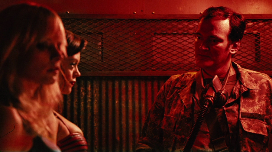 Charmed-Online-dot-net_PlanetTerror4514.jpg