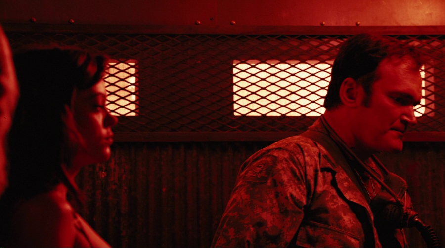 Charmed-Online-dot-net_PlanetTerror4519.jpg