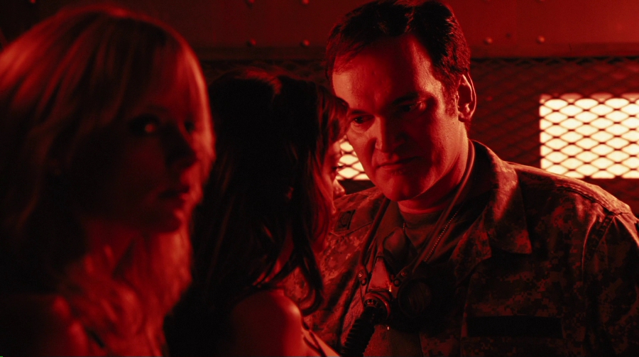 Charmed-Online-dot-net_PlanetTerror4524.jpg