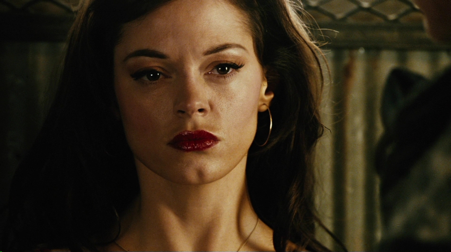 Charmed-Online-dot-net_PlanetTerror4565.jpg