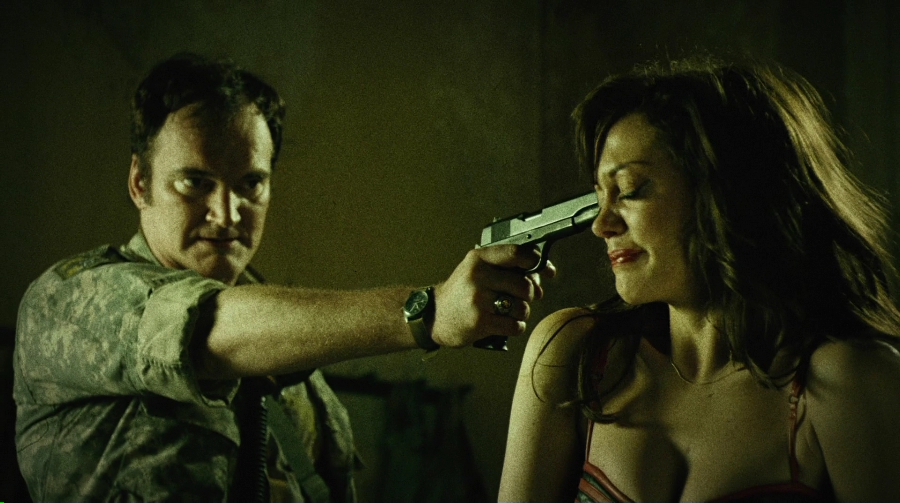 Charmed-Online-dot-net_PlanetTerror4943.jpg