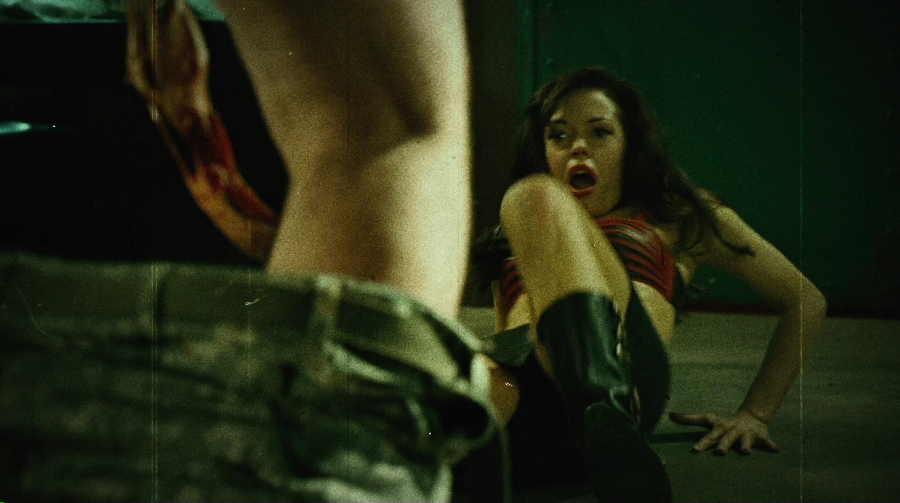 Charmed-Online-dot-net_PlanetTerror5057.jpg