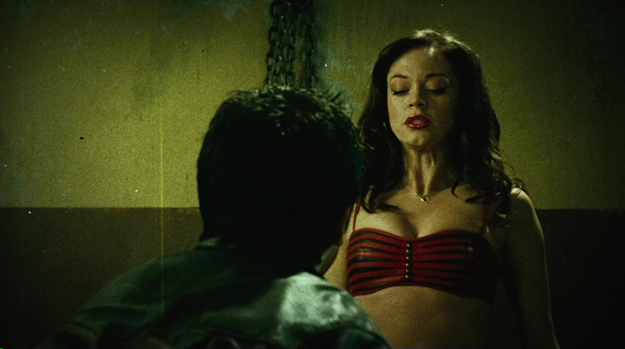 Charmed-Online-dot-net_PlanetTerror5104.jpg