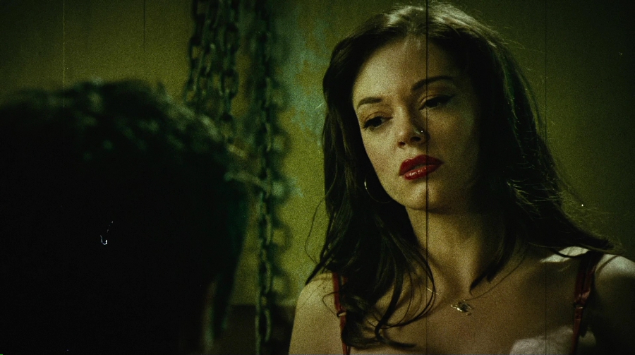 Charmed-Online-dot-net_PlanetTerror5118.jpg