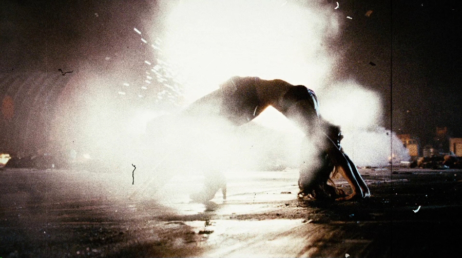 Charmed-Online-dot-net_PlanetTerror5499.jpg