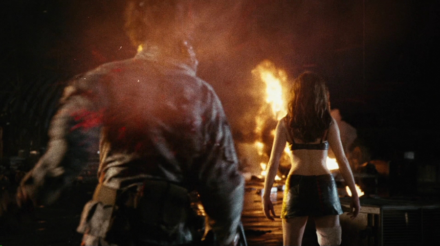 Charmed-Online-dot-net_PlanetTerror5520.jpg
