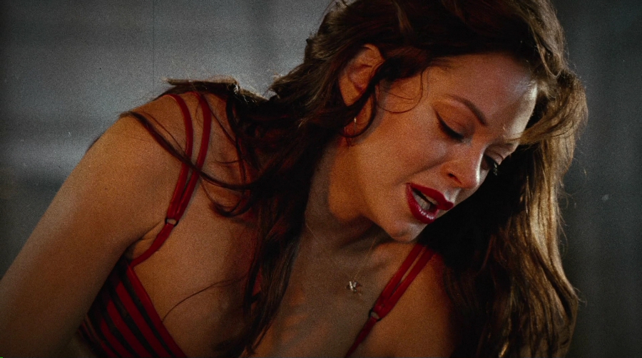 Charmed-Online-dot-net_PlanetTerror5672.jpg