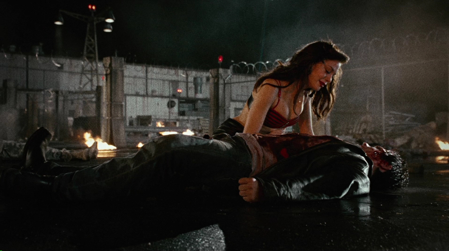 Charmed-Online-dot-net_PlanetTerror5691.jpg