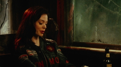 Charmed-Online-dot-net_PlanetTerror1160.jpg