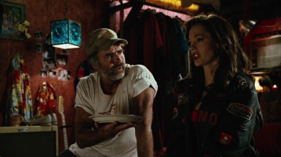 Charmed-Online-dot-net_PlanetTerror3689.jpg