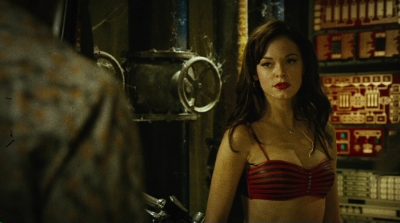 Charmed-Online-dot-net_PlanetTerror5188.jpg