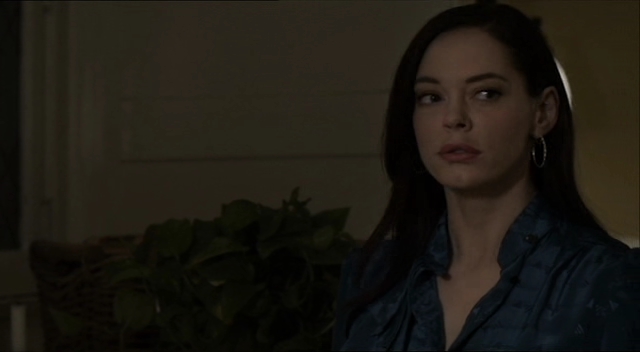 Charmed-Online-dot-net_RosewoodLane1016.jpg