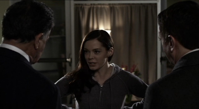 Charmed-Online-dot-net_RosewoodLane2670.jpg