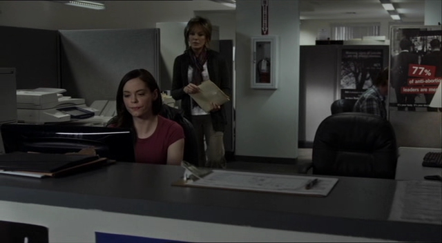 Charmed-Online-dot-net_RosewoodLane3303.jpg