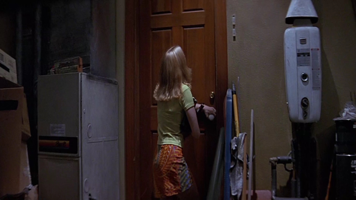 Charmed-Online-dot-NL-Scream3520.jpg