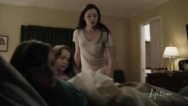 Charmed-Online-dot-net_ThePastorsWife0971.jpg