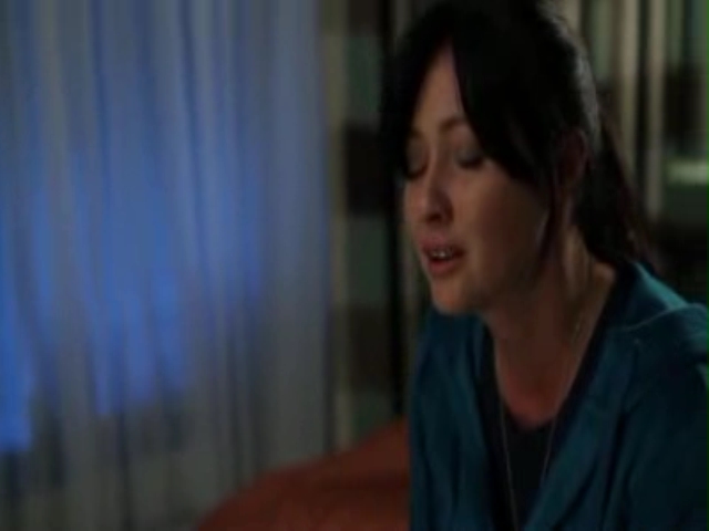 Charmed-Online-dot-net_Suite7-1x07-0307.jpg